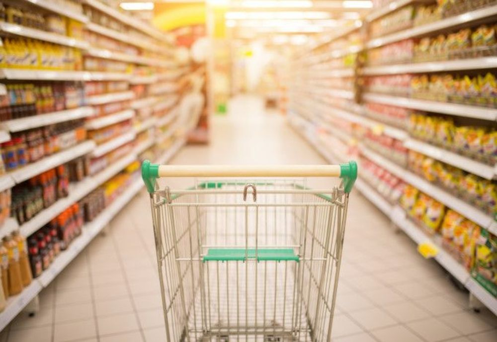 ALERTĂ alimentară! Mezeluri, RETRASE de urgență din magazine. Pericol uriaș pentru sănătate