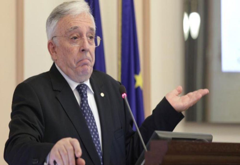 Recomandarea lui Isărescu pentru perioada de criză: „Un ceai de tei” - Declarații uluitoare: „Un rău nu vine niciodată singur”