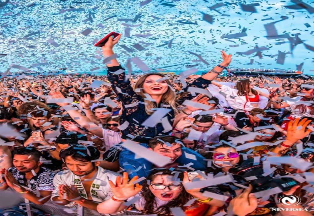NEVERSEA anunță o nouă campanie - “STUDENT DE 10”