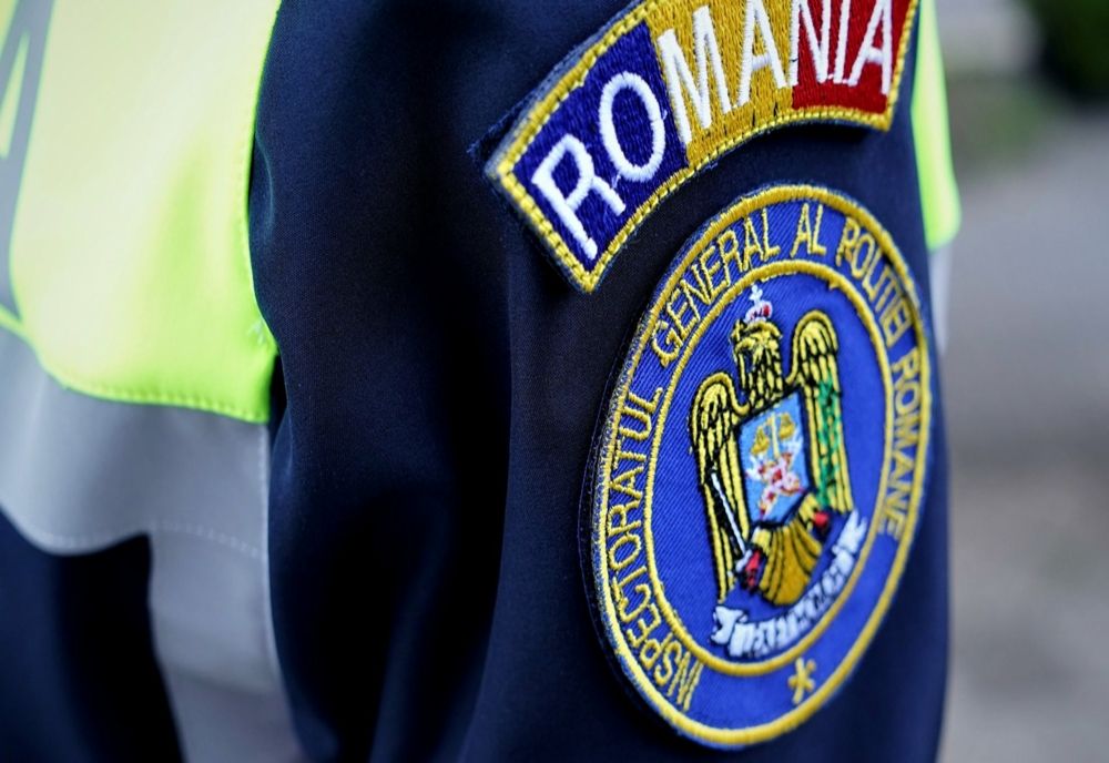 Un tânăr polițist din orașul Târgu Bujor găsit de mama sa cu venele tăiate și împușcat în cap