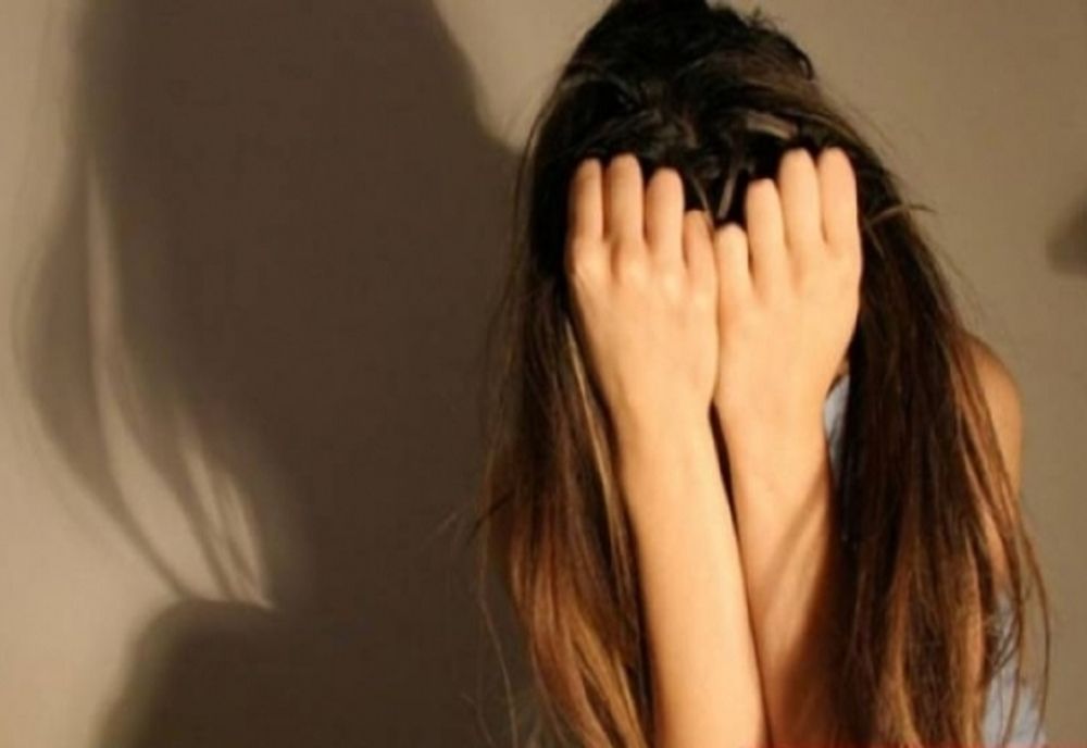 ALARMĂ ÎN BUCUREȘTI: TOT MAI MULȚI ADOLESCENȚI AJUNG LA SPITAL CU SUPRADOZE. CEL MAI MIC PACIENT, DOAR 11 ANI