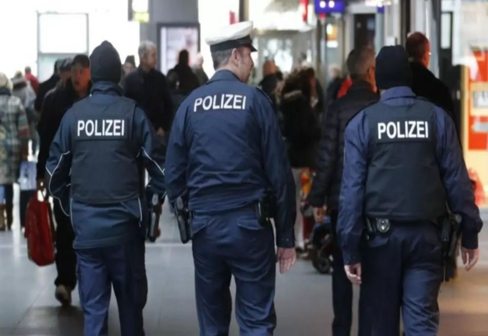 O navă sub pavilion românesc, condusă haotic pe Dunăre, în Germania!