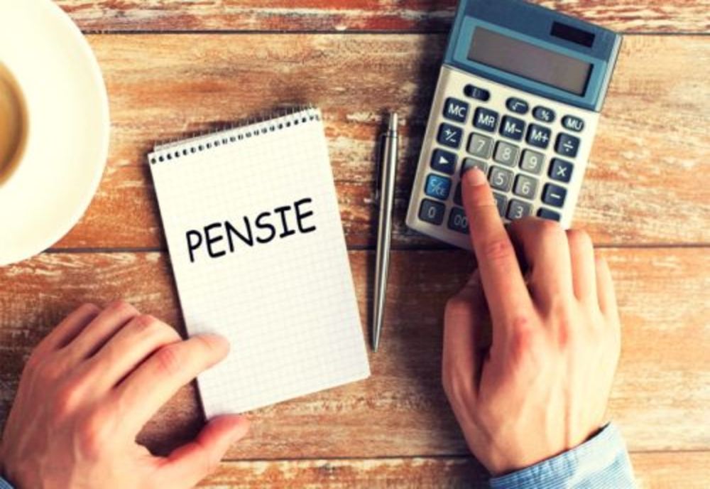 Reformă în pensii. Cum poți afla câți bani vei primi? Simulatorul care îți calculează suma