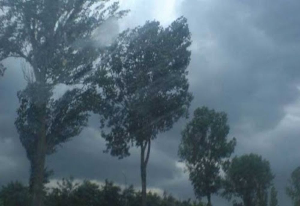 ALERTĂ ANM: COD ROȘU DE VIJELII