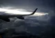 Furtună în București: Un avion deviat la Constanța din cauza fenomenelor meteo