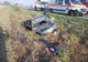 FOTO  Mașină răsturnată. Patru victime, dintre care una inconștientă