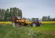 Bolojan începe vânătoarea de "ciocoi" din agricultură. Ce taxe le pune guvernul micilor fermieri?